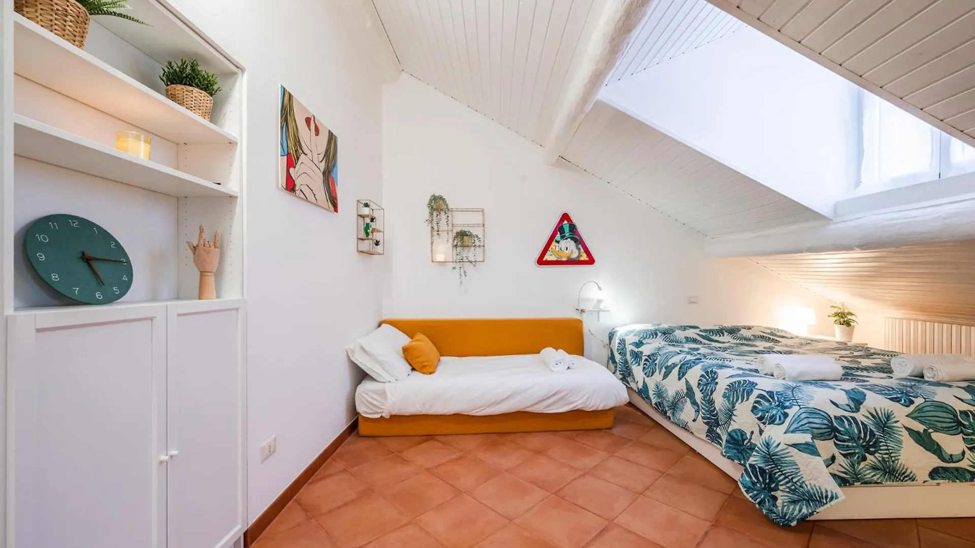 The White Jungle - San Babila Attic Apartment Milan 0*,  Italy